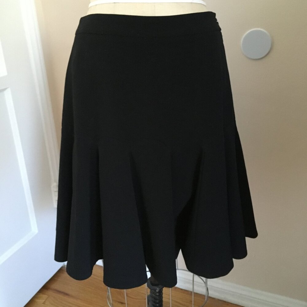 Anthropologie Elevenses black flare skirt size 6